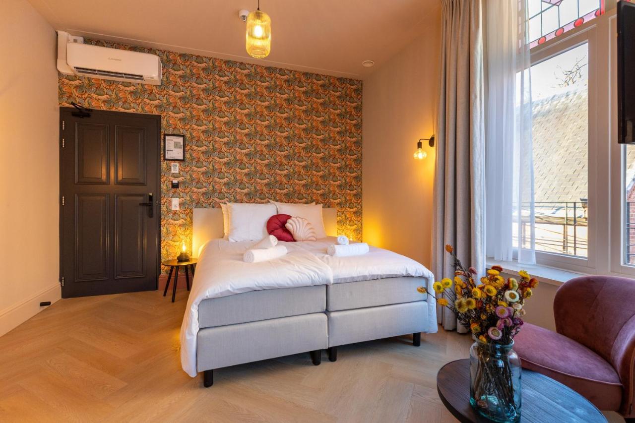 Hotel Bij Jacob Енсхеде Екстериор снимка
