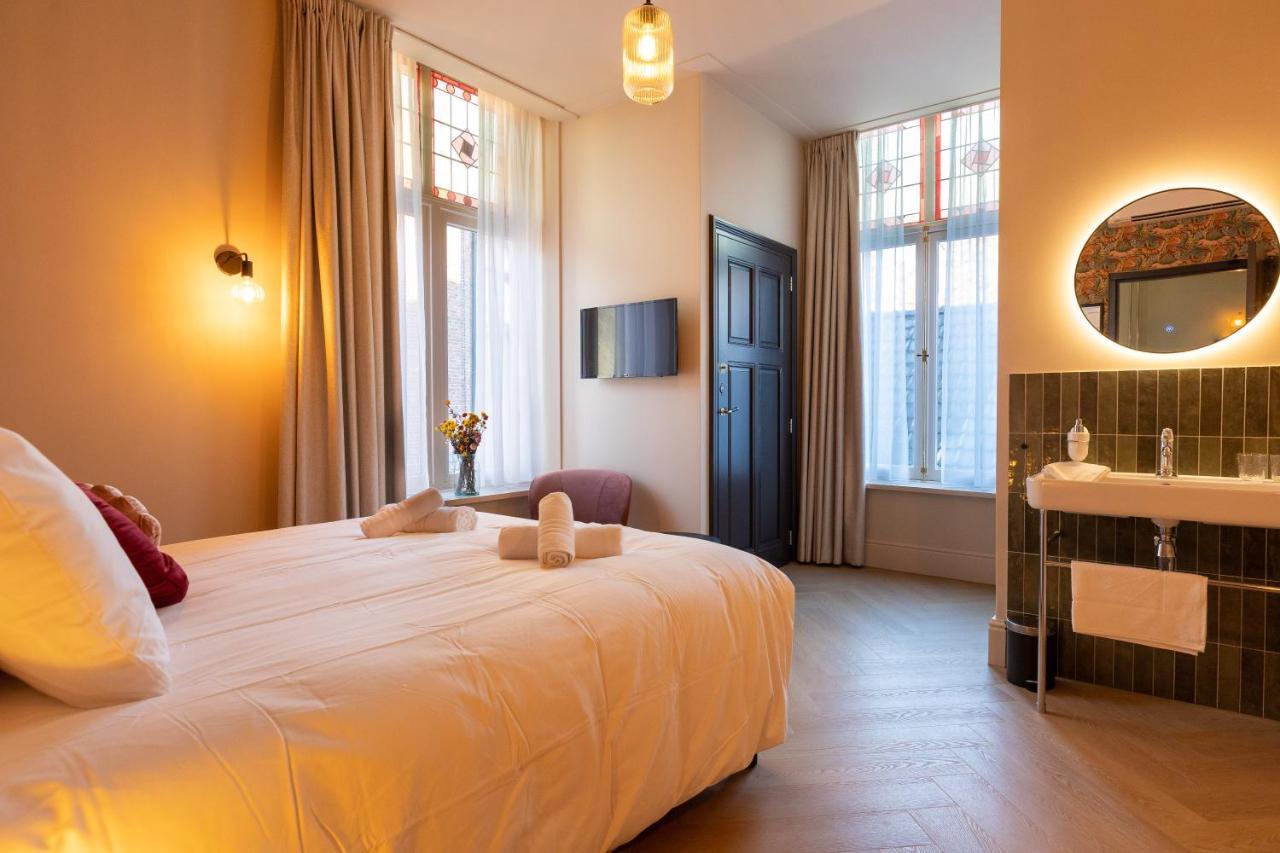Hotel Bij Jacob Енсхеде Екстериор снимка